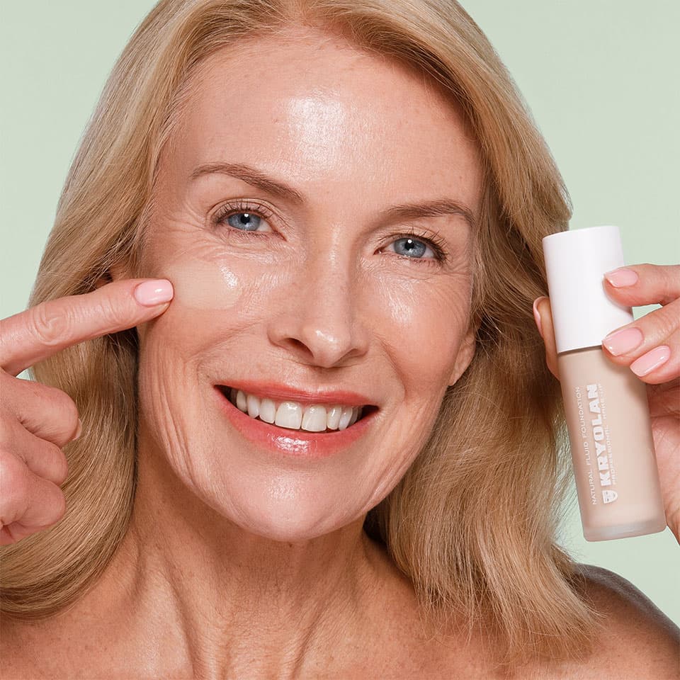 Natural Fluid Foundation - Image 4