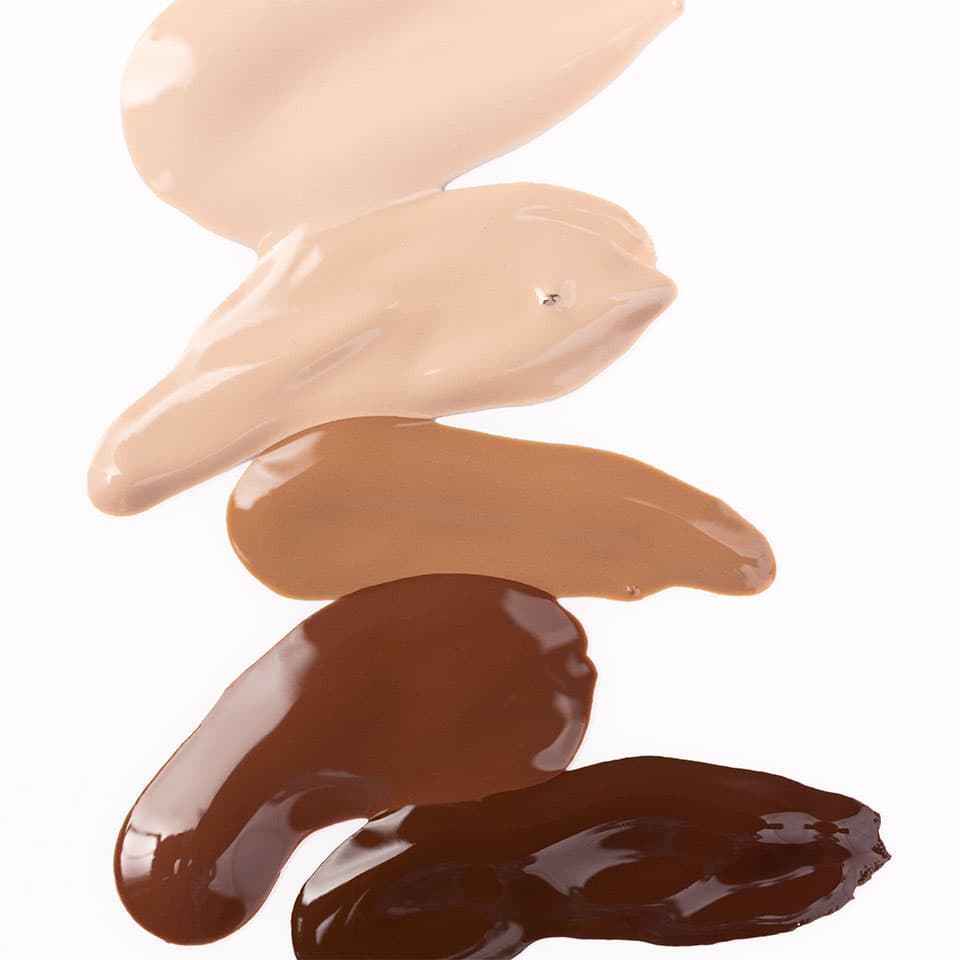 Natural Fluid Foundation - Image 8